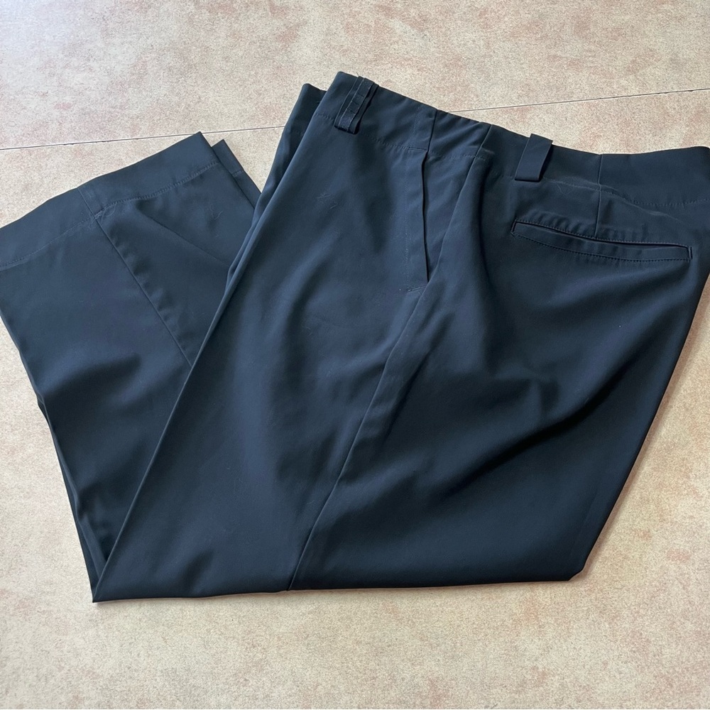 Nike Black Golf Fit Dry Women's Capri Pants Size 10